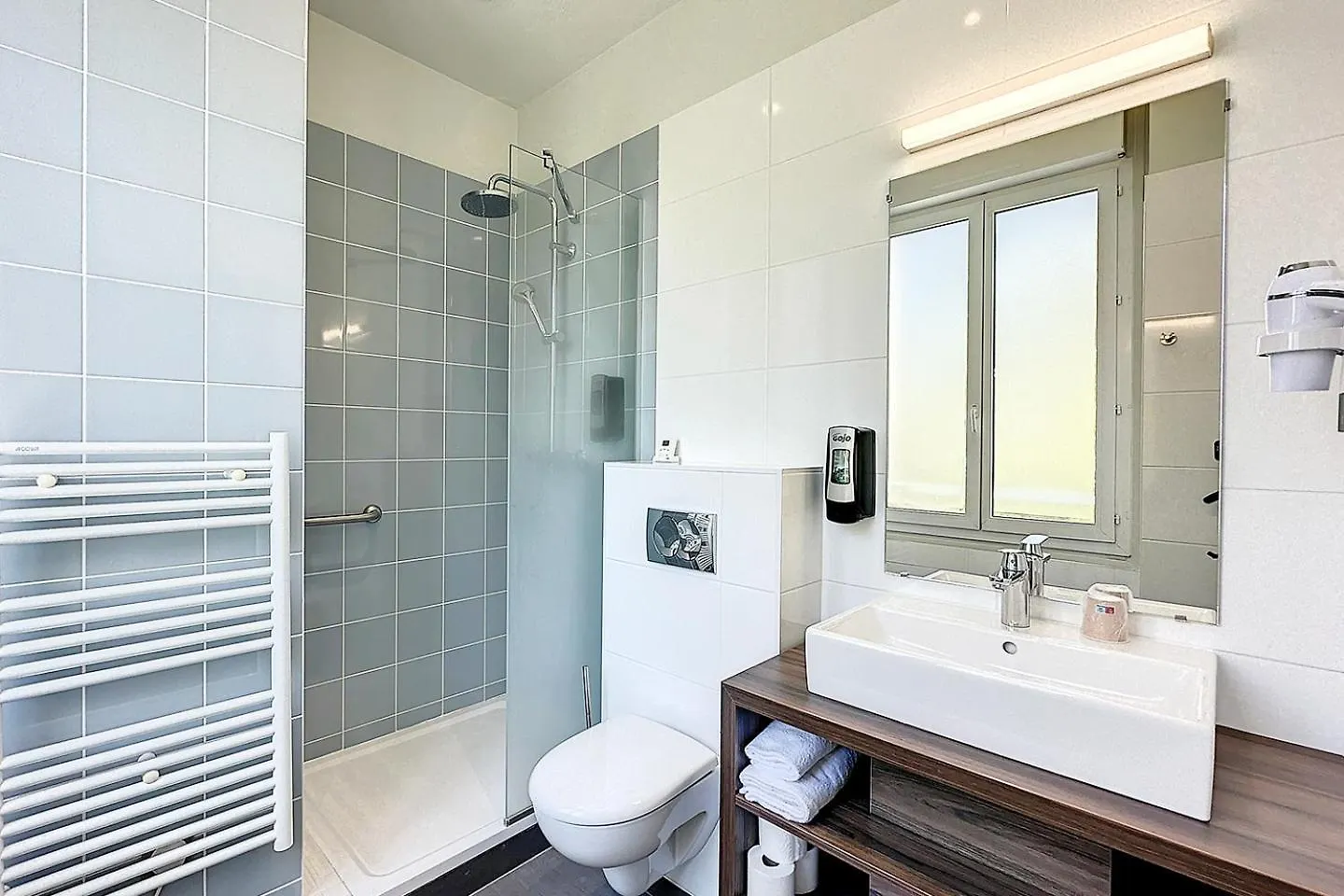 Hotellerie L'enclos Rey מלון *